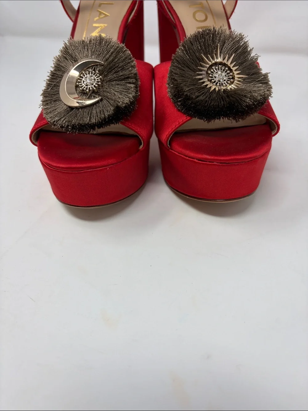 Antonio Melani Red Satin Gold Sun Moon Brown Fringe Platform Sandals Size 6